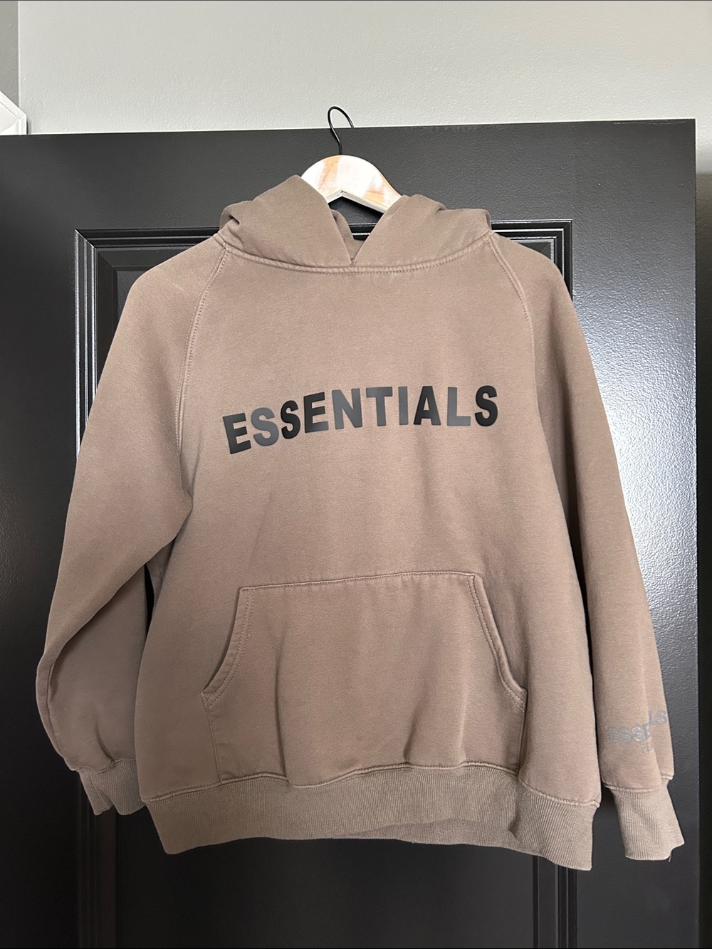Essentials Fear of God Brown Logo Pullover Hoodie small